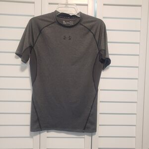 Under Armour Men's Gray Performance Shirt